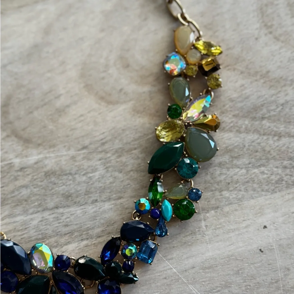 RARE J.Crew Multicolor Ombré Gem Necklace and matching earrings - Picture 4 of 7
